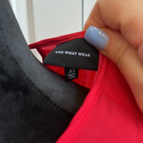 Who What Wear Red Ruffled Statement Sleeves, Tiered Dress - Picture 5 of 6